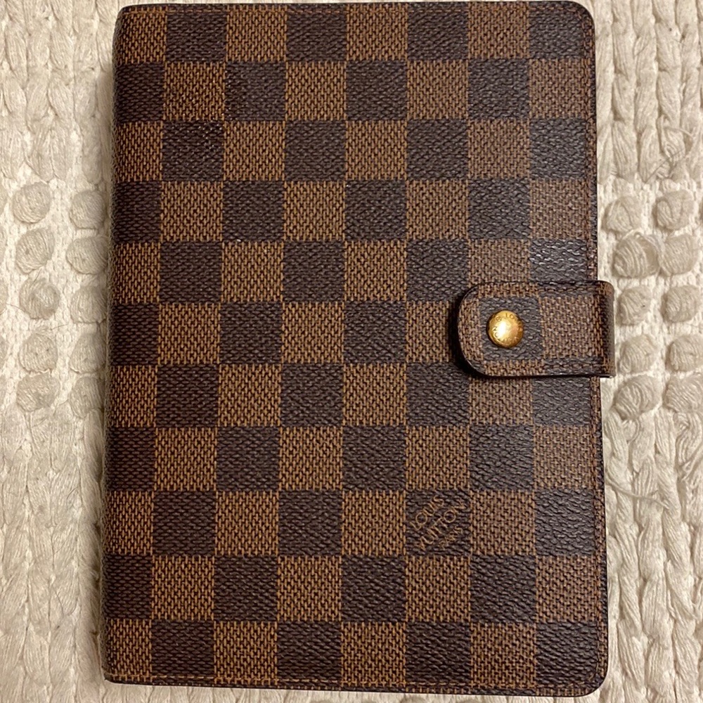 Authentic Louis Vuitton MM Agenda in Damier Ebene